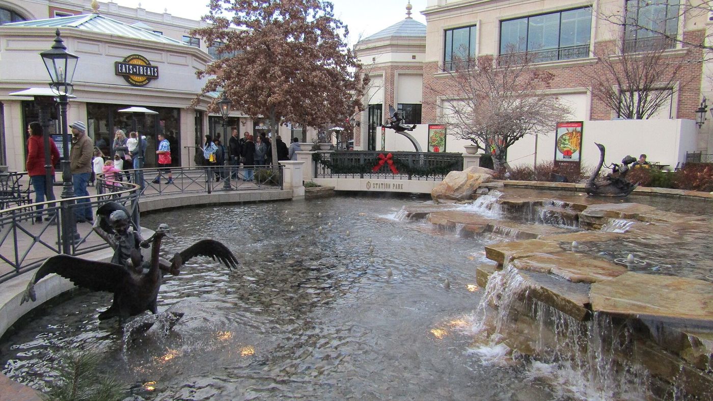 The fountain at Station Park in Farmington, Utah